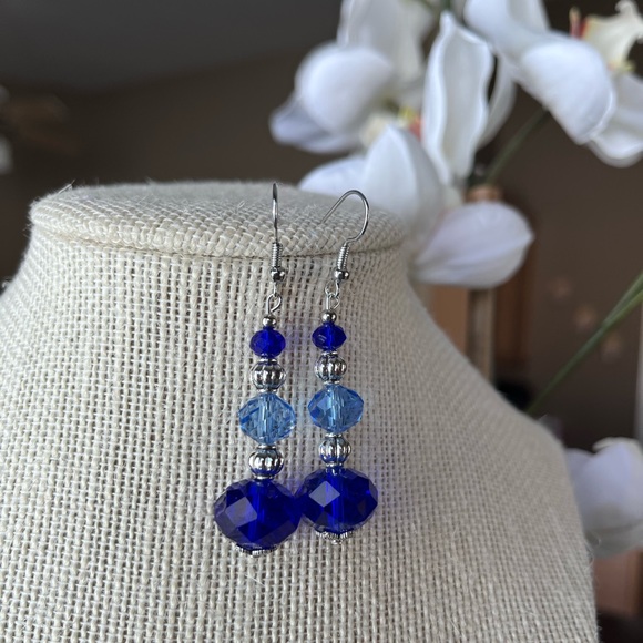 💙Handmade Earrings 💙 - Picture 2 of 11